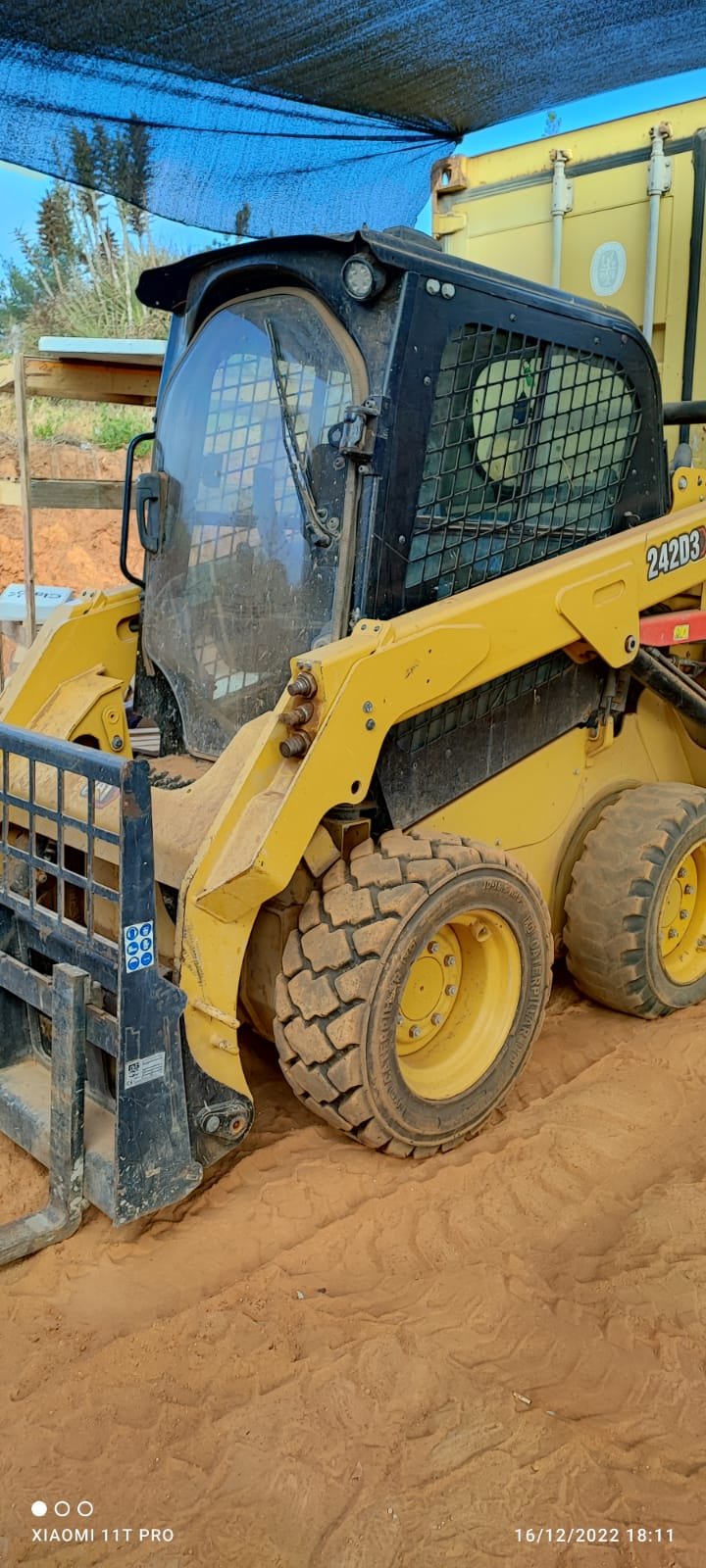 Minicargador en arriendo